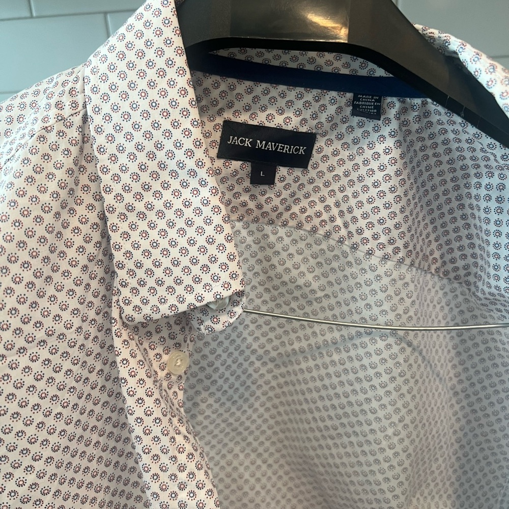 Jack Maverick Men’s Dress Shirt; White with Red and Blue Geometric Design